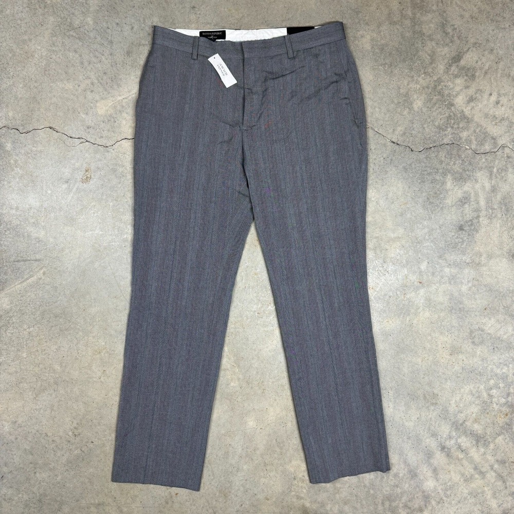 Banana Republic Tailored Slim Pants Mens 32x30 NEW Gray Striped Polyester Blend